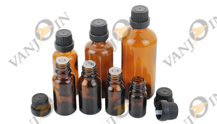 Which Color Is Perfect For Glass Essential Oil Bottles?