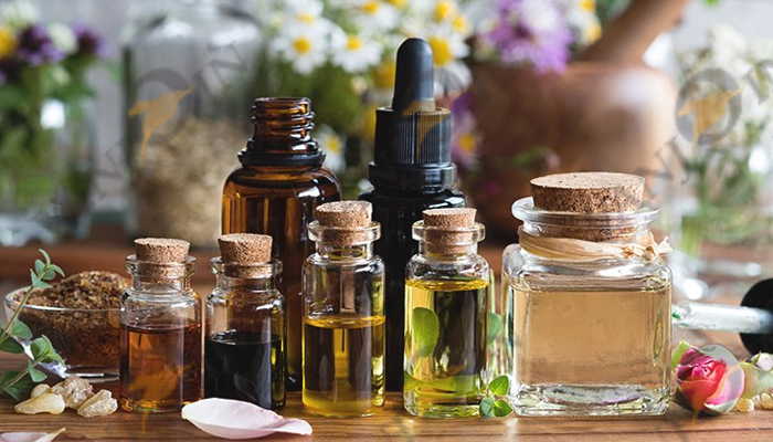 Which Color Is Perfect For Glass Essential Oil Bottles?